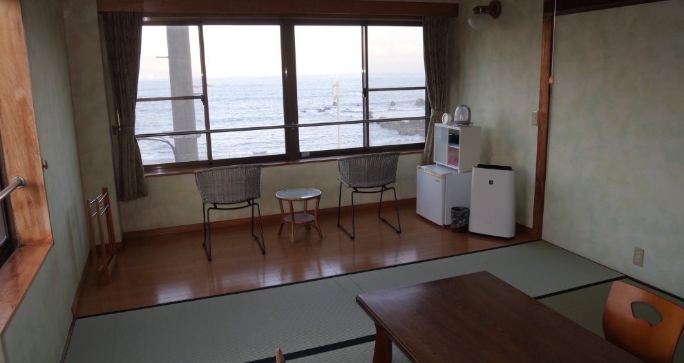 和室8畳　岬の間